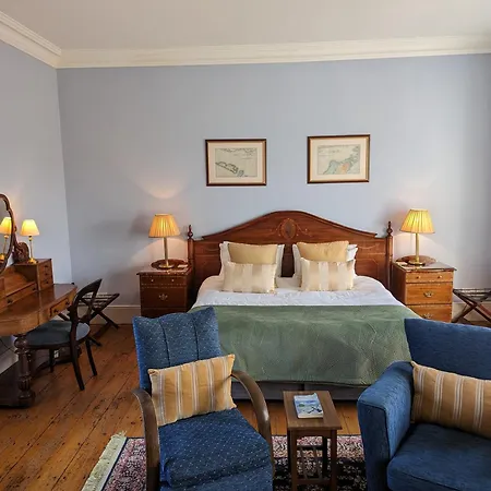 Inchiquin House, Period In The Heart Of The Burren Corofin (Clare)