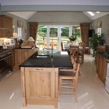 Inchiquin House, Period In The Heart Of The Burren Holiday home