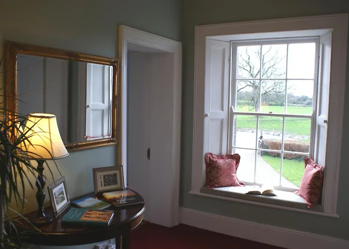 Inchiquin House, Period In The Heart Of The Burren Corofin (Clare)