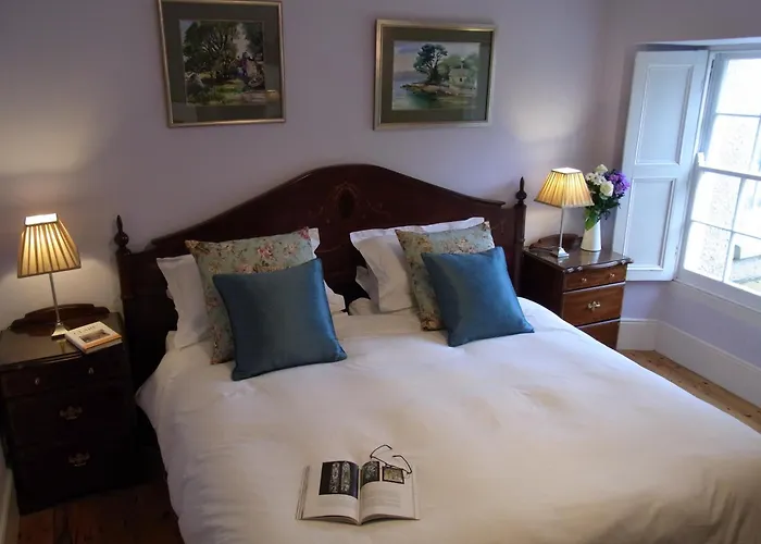 Inchiquin House, Period In The Heart Of The Burren Corofin (Clare)